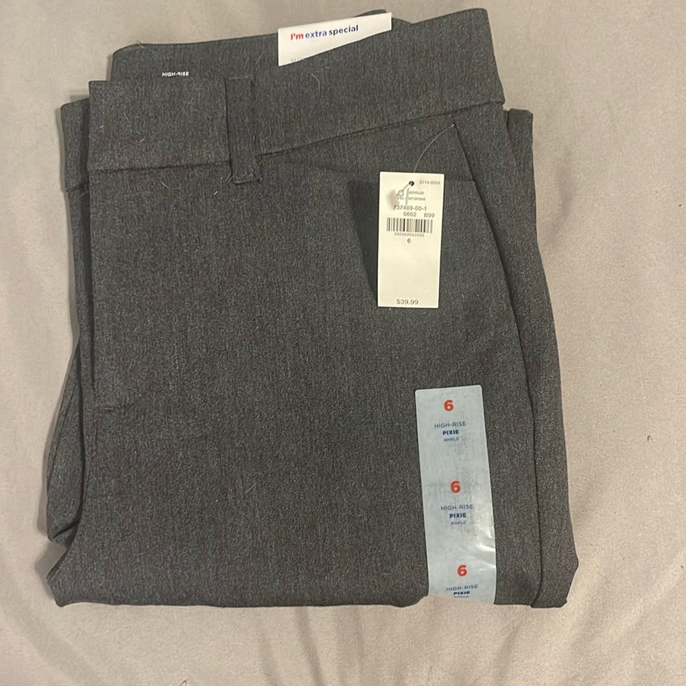 Old Navy Pixie Cut High Rise Size 6
